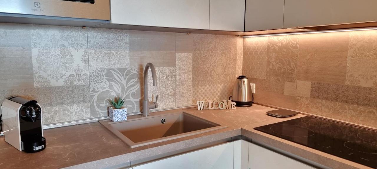 Dolce Blu Sirmione Appartement Rivoltella del Garda Buitenkant foto