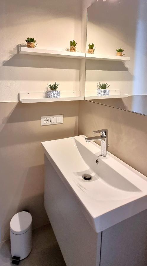 Dolce Blu Sirmione Appartement Rivoltella del Garda Buitenkant foto
