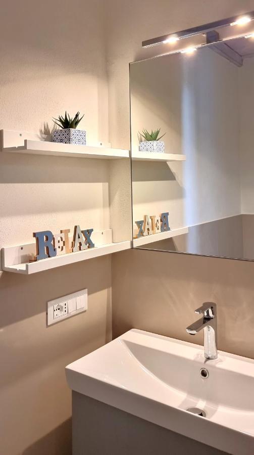Dolce Blu Sirmione Appartement Rivoltella del Garda Buitenkant foto