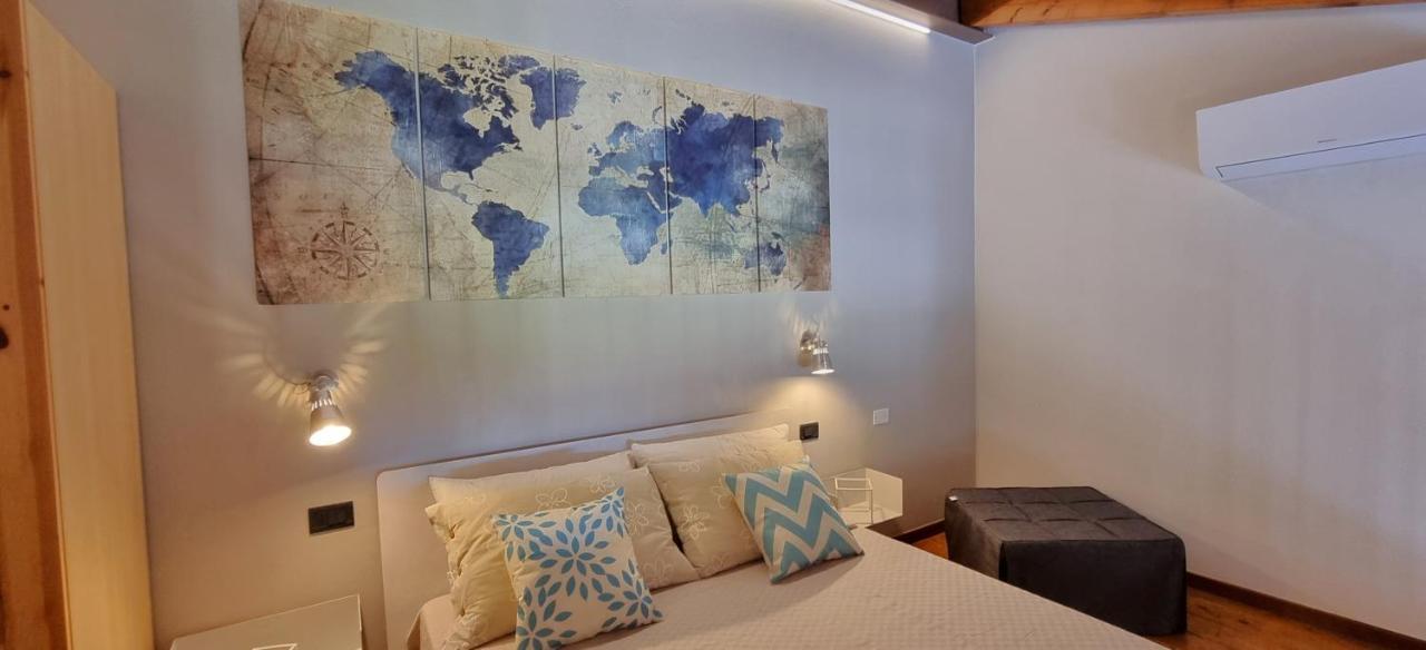 Dolce Blu Sirmione Appartement Rivoltella del Garda Buitenkant foto