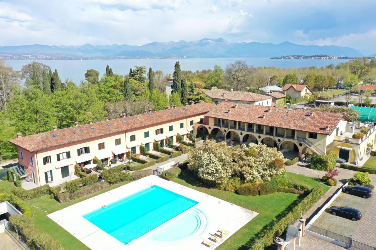 Dolce Blu Sirmione Appartement Rivoltella del Garda Buitenkant foto